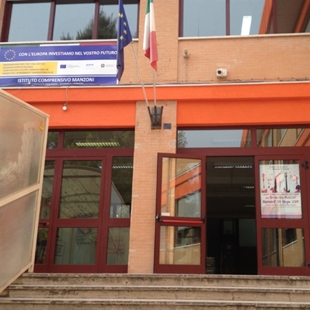 AREADEM Lucera: Istituto Manzoni ancora chiuso!
