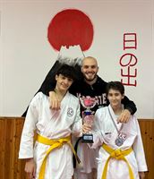 Successi in Karate per Rossana Palumbo e Antonio Ronca della Mawashi Karate Team al Quarto Trofeo Sud Italia