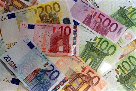 L'euro e' stato un affare o no? Non si sa