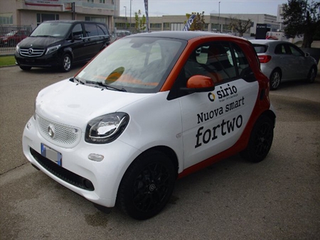 Tutta nuova la Smart. La due posti più famosa che ci sia