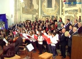 VIDEO' Natale 2014: il concerto della Corale 'S. Cecilia'don Eduardo Di Giovine'