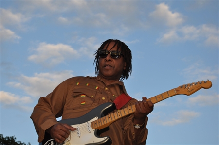 Gregg Kofi Brown: World Music a Mattinata tra Africa e jazz